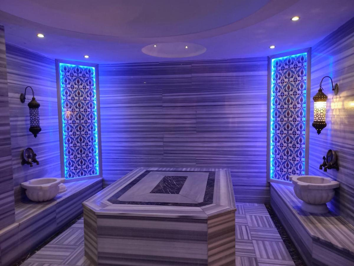 2-room In A Luxury Appartement