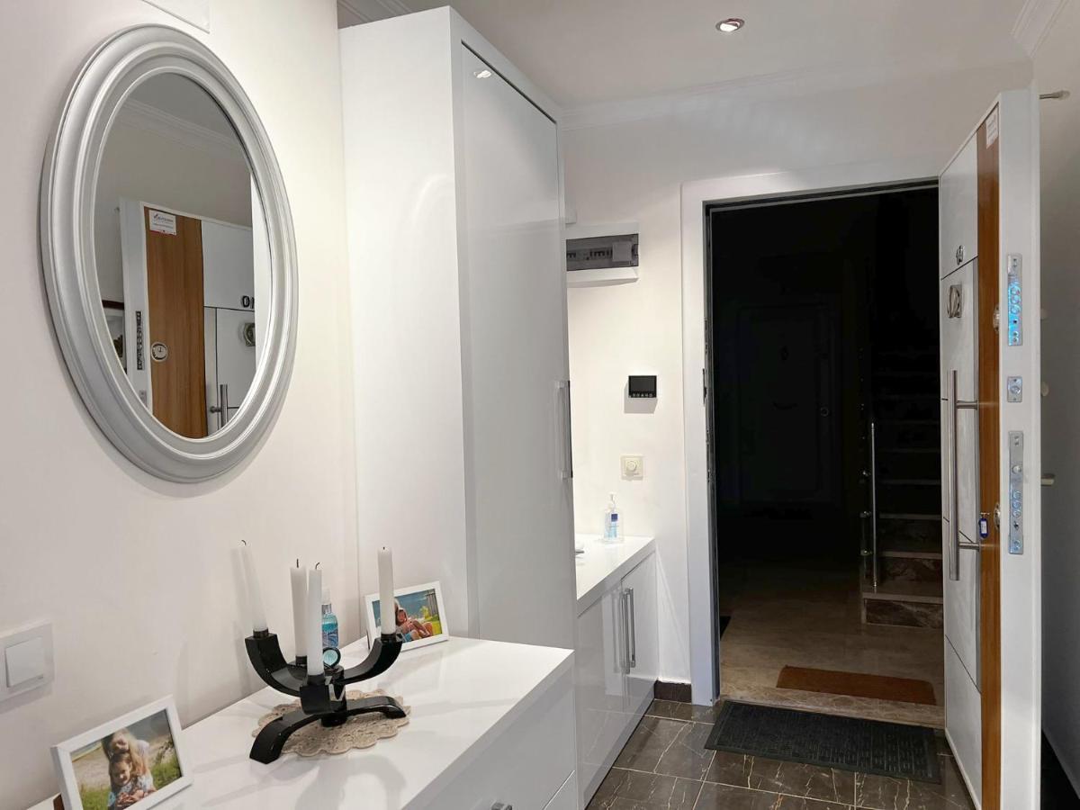 2-room In A Luxury *