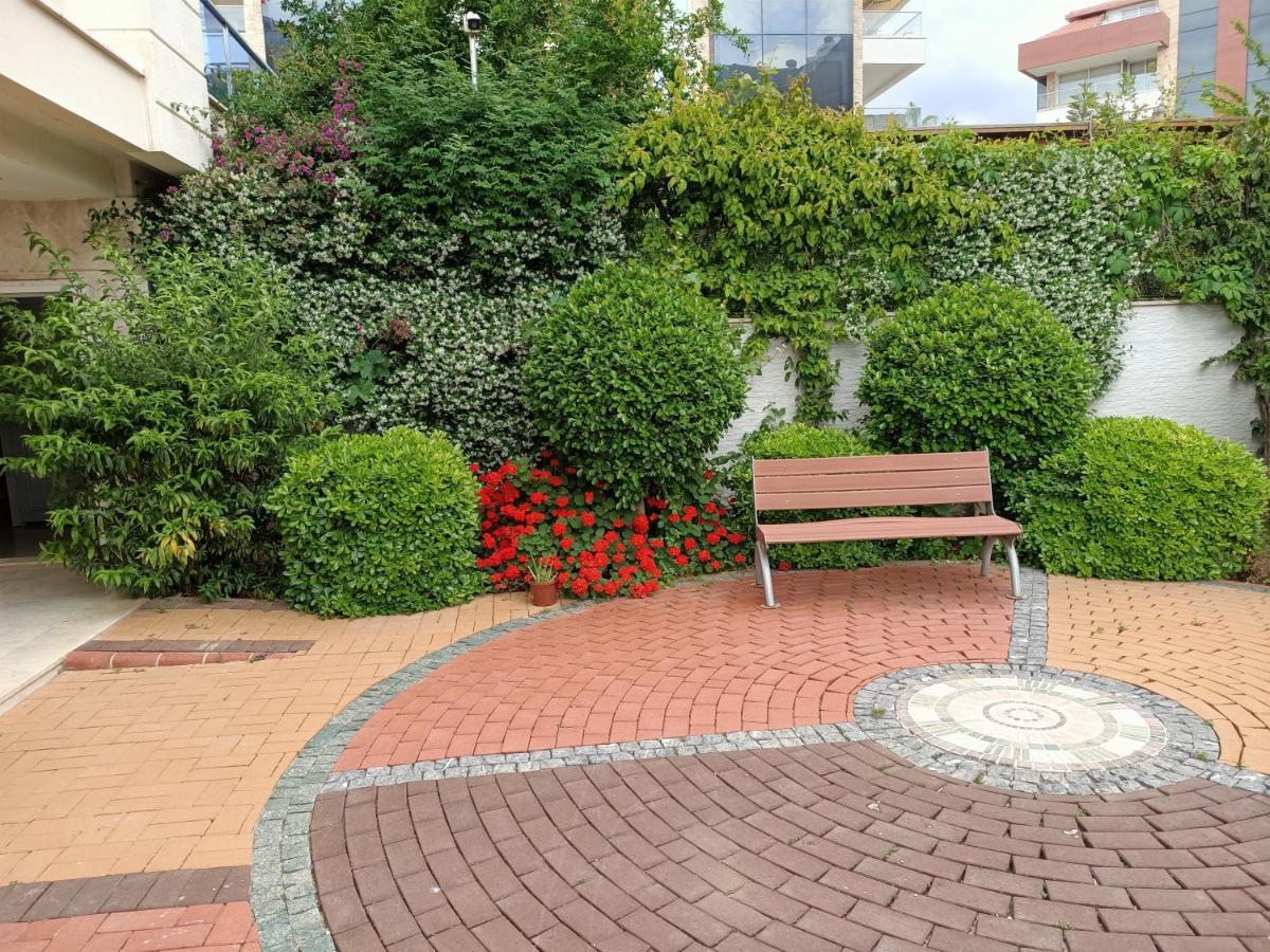 2-room In A Luxury Daire *